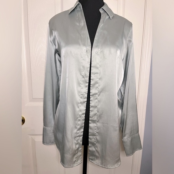 H&M Wide-Cut Blouse Mint Green Size S - Picture 2 of 6